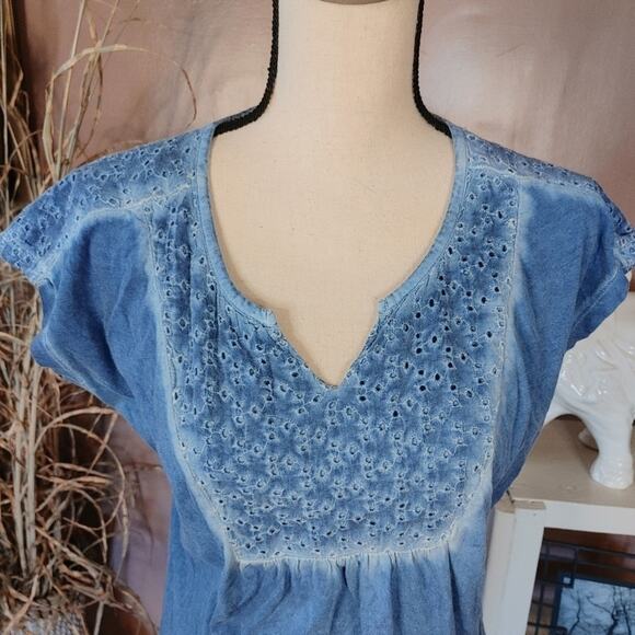 Style and Co Size Medium M Blue Eyelet Tunic Soft Cotton Blouse Top Summer Sprin - Picture 9 of 11